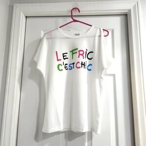❤️NWT❤️ Women's White Tee with Colorful Print